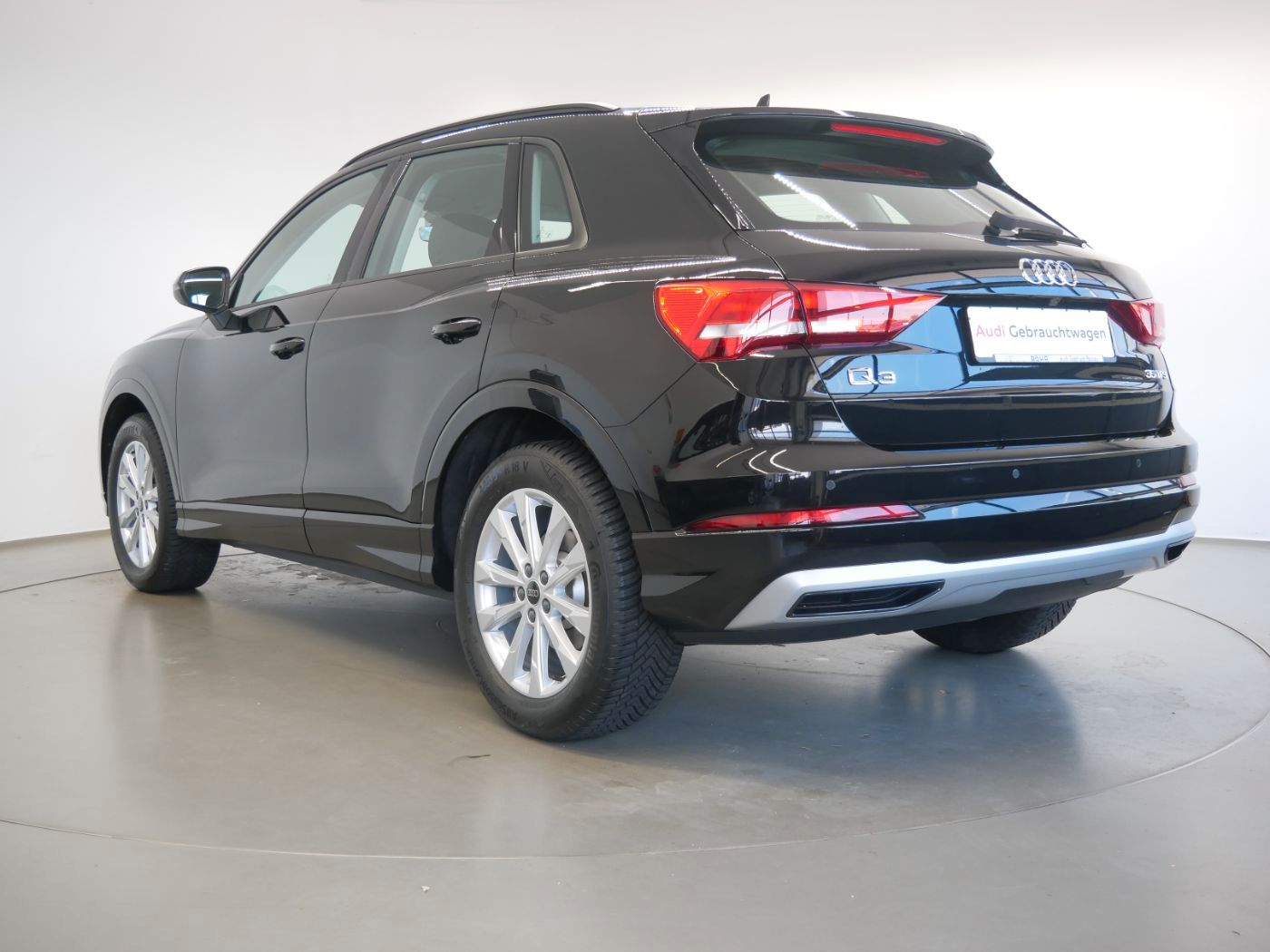Audi Q3 35 TFSI advanced LED AHK PDC+ ACC SHZ DAB foto 5
