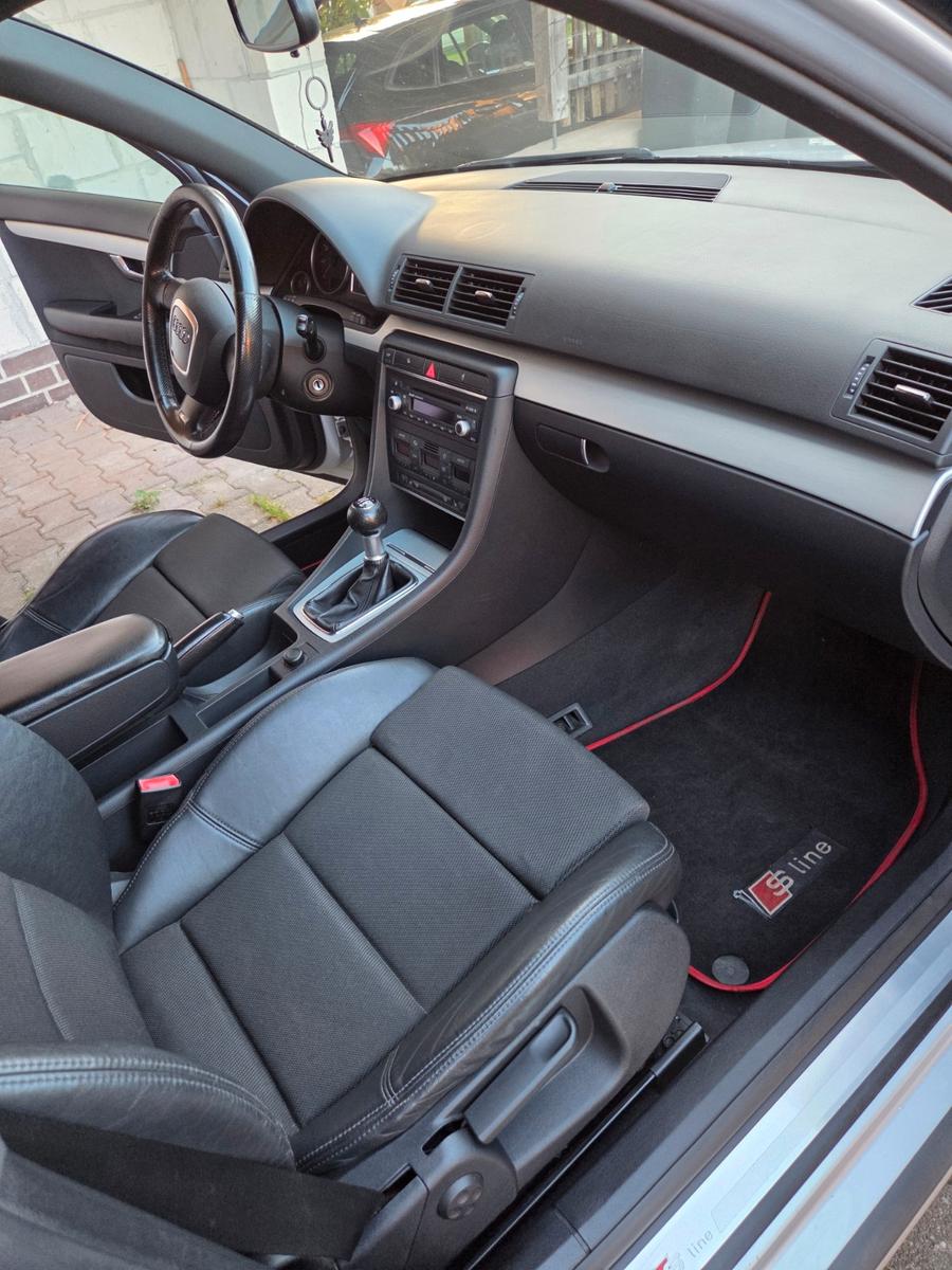 Audi A4 2005 — photo 12