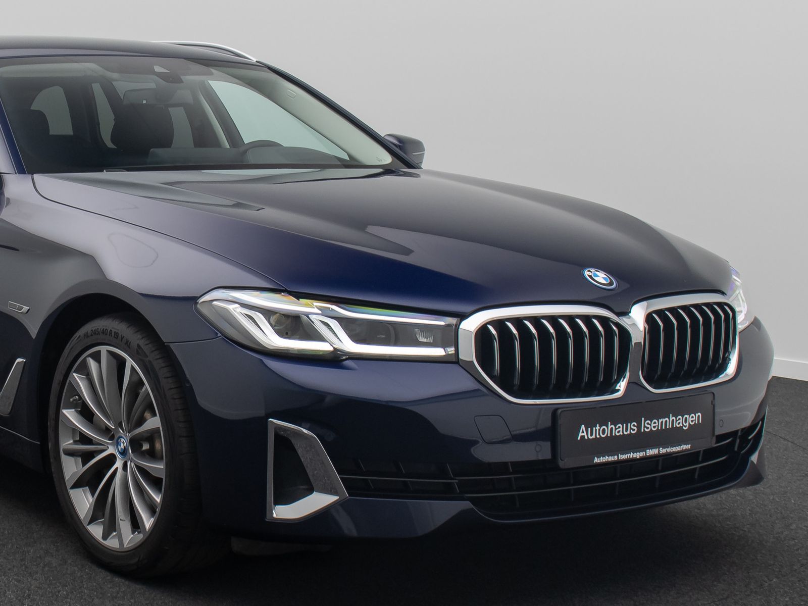 Fahrzeugabbildung BMW 530e Luxury Line DAB Laser 4*Klima Kamera Sport
