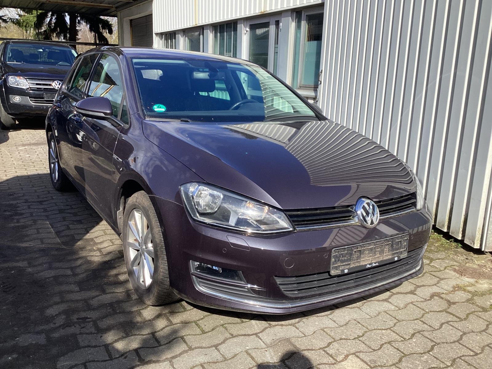 Volkswagen Golf VII Lim. Lounge BMT