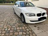 BMW 1er 120i Facelift | Xenon | Navi | Keyless G - BMW 120 aus 2011: 120i