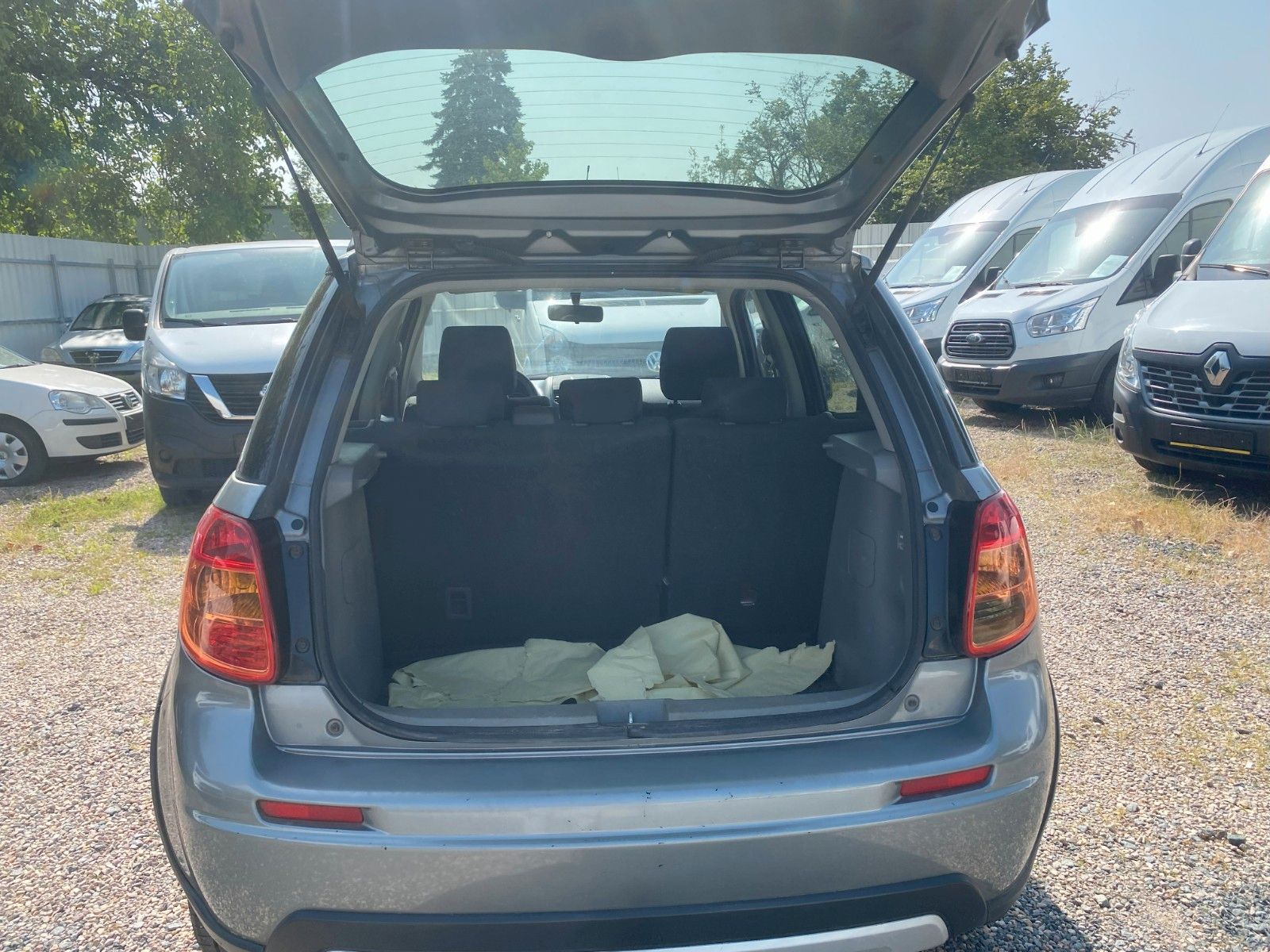Fahrzeugabbildung Suzuki SX4 Club,ALLRAD,AHK,SHg