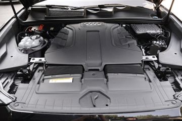 Audi Q8 - 12