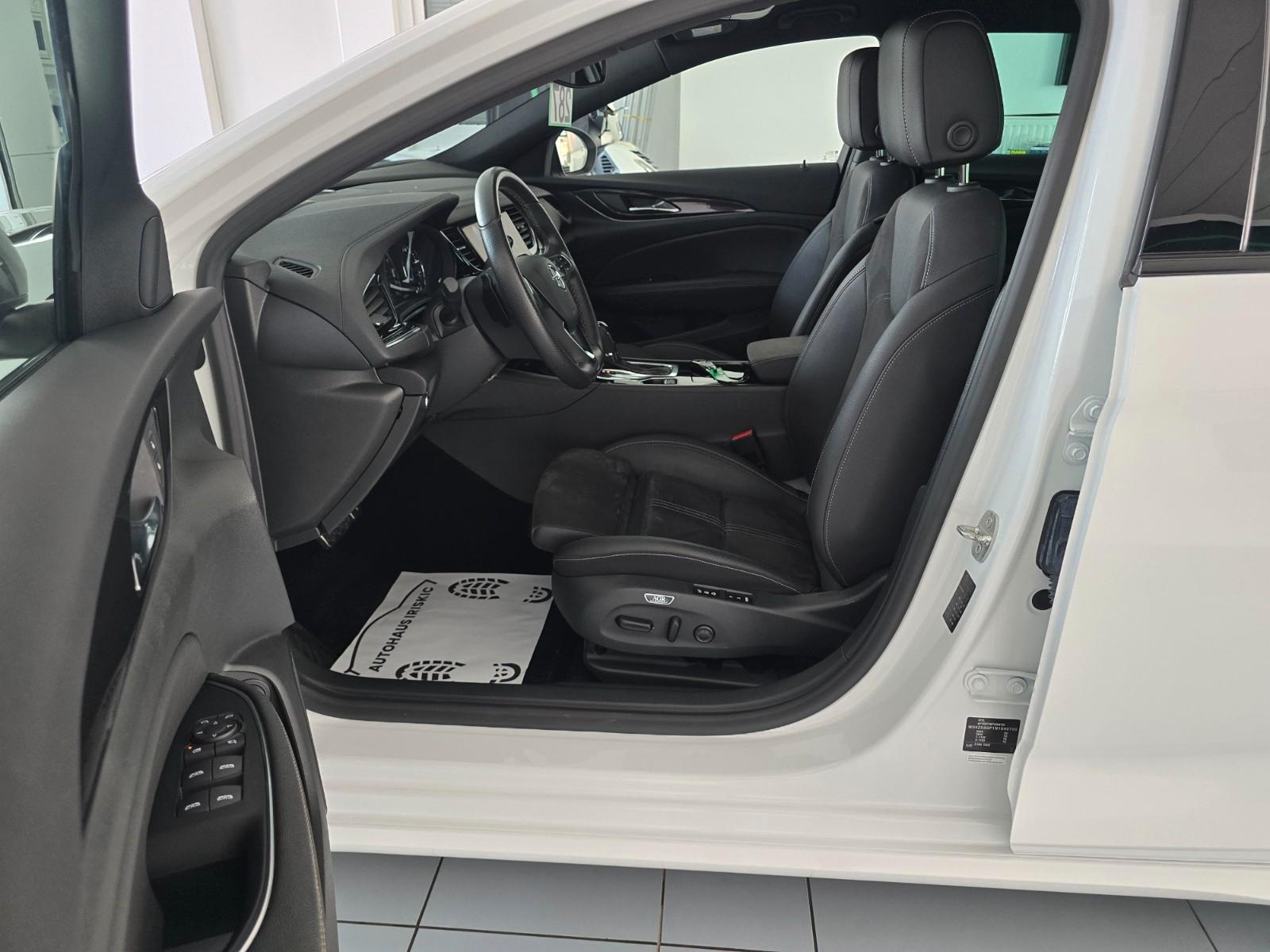 Opel Insignia B Sports Tourer Ultimate OPC-Line