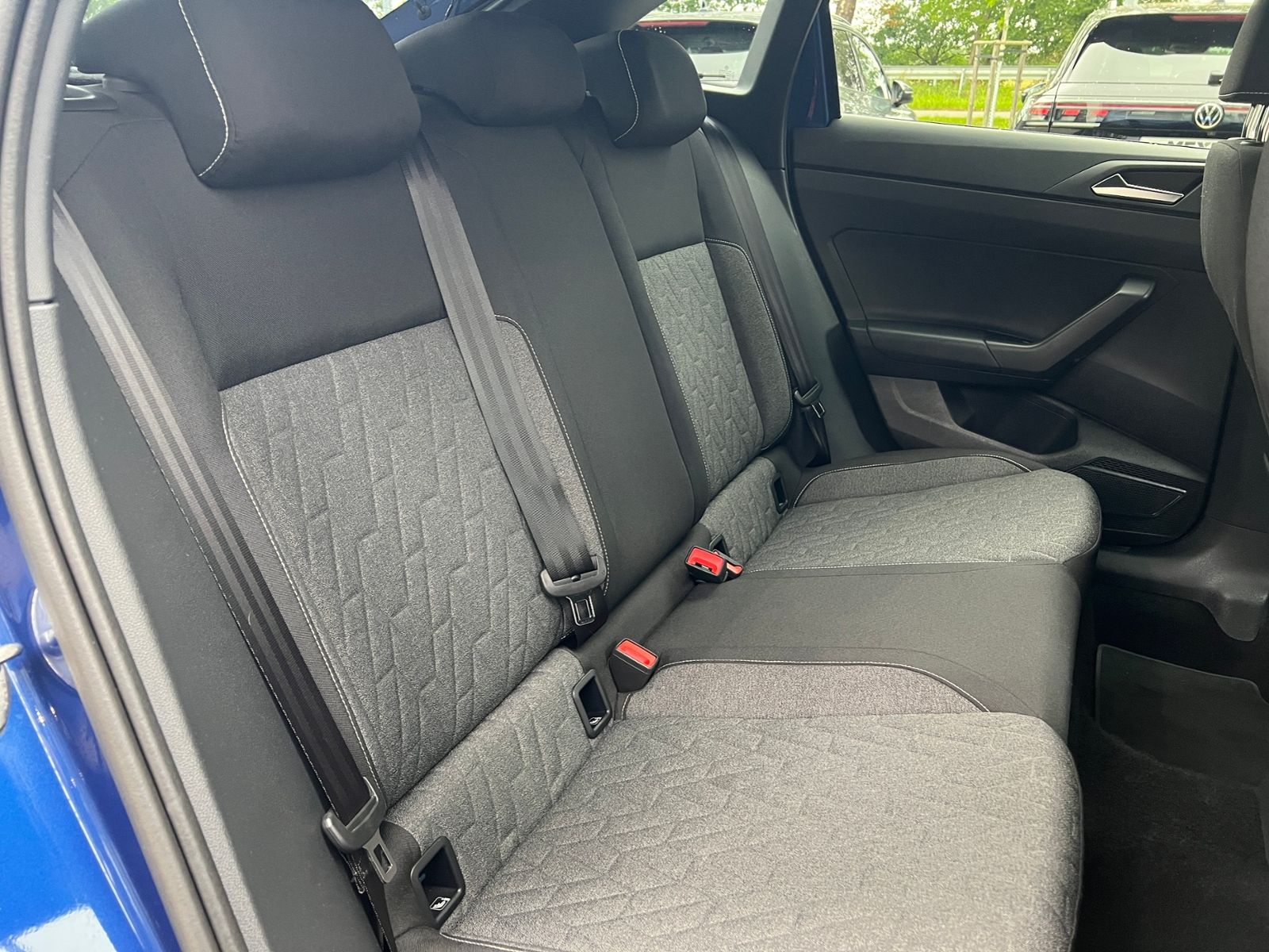 Fahrzeugabbildung Volkswagen Taigo Move 1,0 l TSI *AHK, IQ.Light, Navi, Kamer