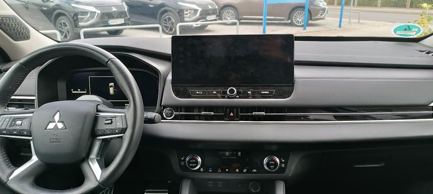 Mitsubishi Outlander 2.4L PHEV TOP 2-Farb