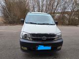 Toyota Hiace - Toyota Hiace mit Schiebetür