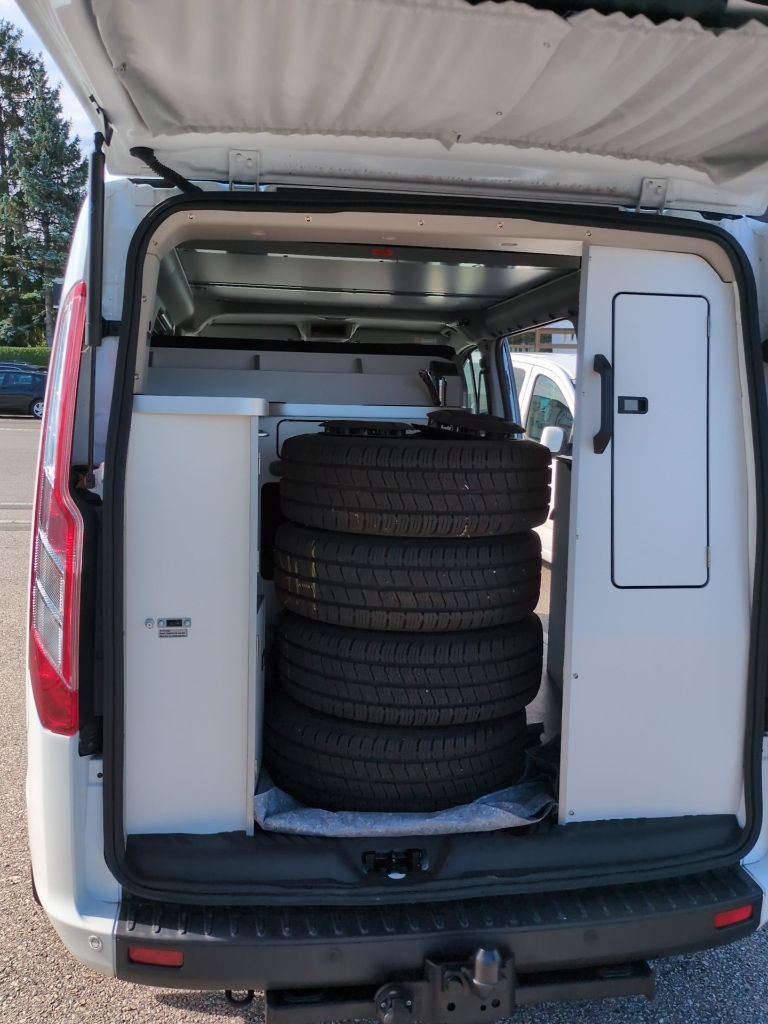 Fahrzeugabbildung Ford Transit Custom Nugget L1 Hochdach Westfalia