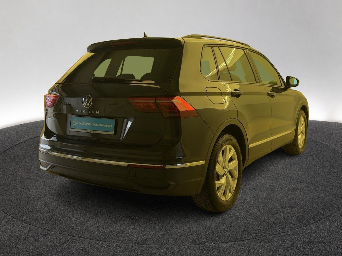 Volkswagen Tiguan 1.5 TSI Life MATRIX NAVI SHZ APP AAC PDC foto 4