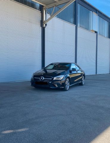 MERCEDES-BENZ Mercedes Benz Cla 220d