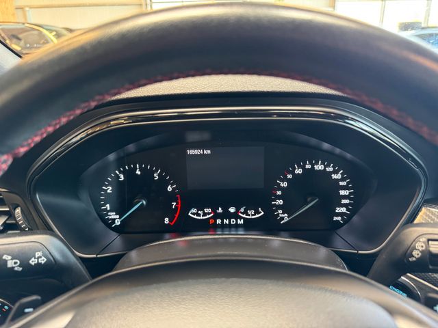 MYAUTOCENTER – Gebraucht- und Jahreswagen mit Werkstattservice in Pfaffenhofen Ford Focus *KEYLES*HEAD-UP*LKHZ*2-ZONEN*ACC*VOLL*