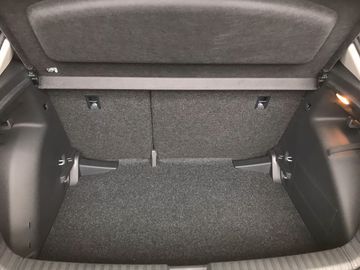 Skoda Fabia 1.0 TSI Essence *DAB*LED*KLIMA*PDChi*TEL*