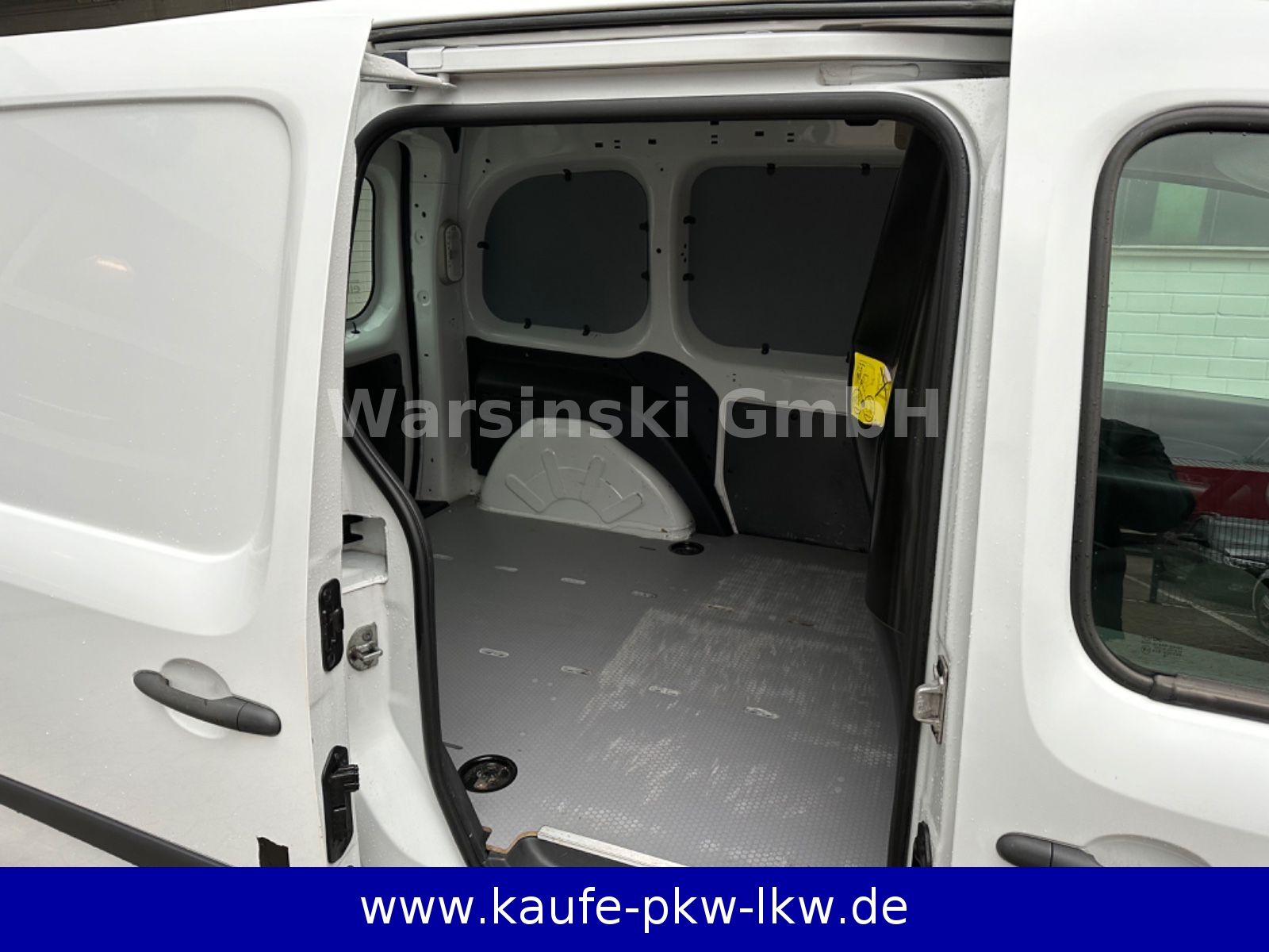 Fahrzeugabbildung Renault Kangoo Rapid Extra*KLIMA*Standheizung*PDC