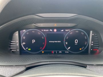 Skoda Kamiq 1.0 TSI DSG Tour *MATRIX*NAVI*KESSY*2xPDC*
