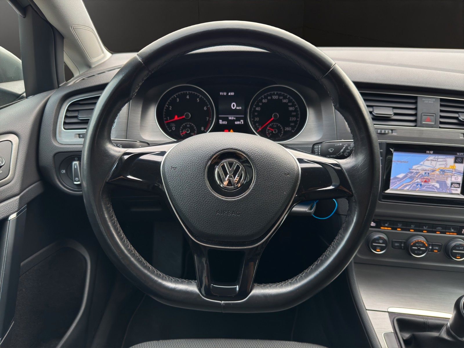 Fahrzeugabbildung Volkswagen Golf VII Lim. Sitzheizung / Bluetooth / Navi