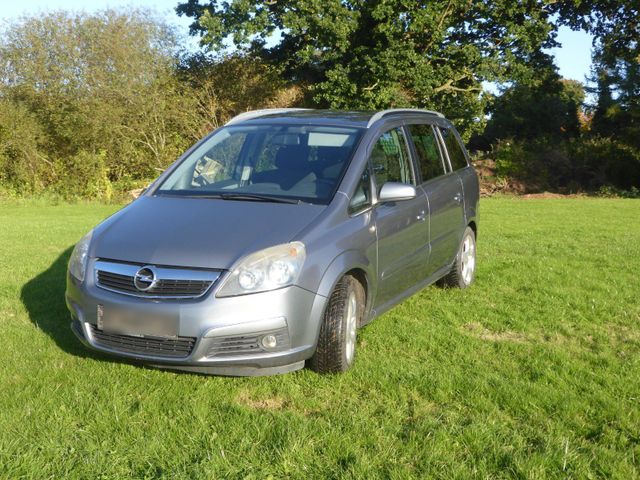 Opel Zafira B 1,8 Benzin 7 Sitzer