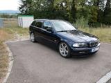 BMW 320i Touring E46 M54 AHK - BMW 320 aus 2001: Kombi