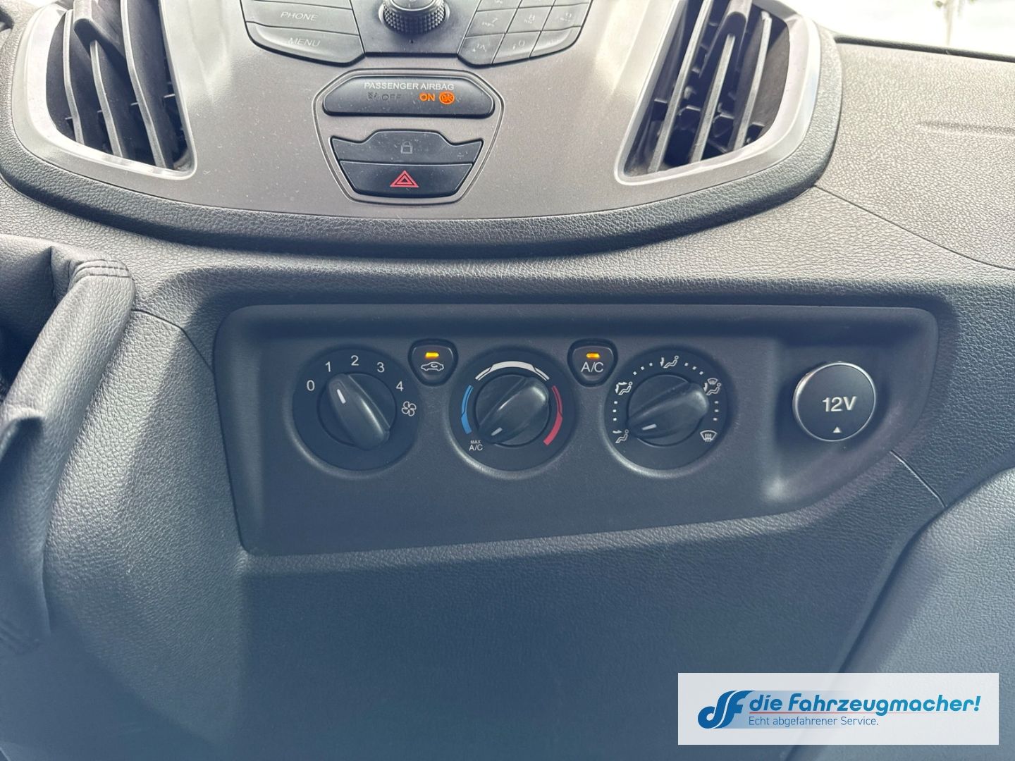 Fahrzeugabbildung Ford Transit Kombi 350 L3 Trend 2.2 TDCi DPF *7211 *K