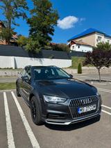 Audi A4 Allroad 3.0 TDI S tronic quattro Avant - Audi A4 Allroad mit Diesel-Antrieb: Kombi, 3.0