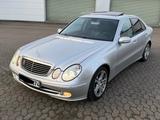 Mercedes-Benz E-Klasse W211 E270 CDI 210PS Avantgarde  - scheckheftgepflegte Mercedes E 270