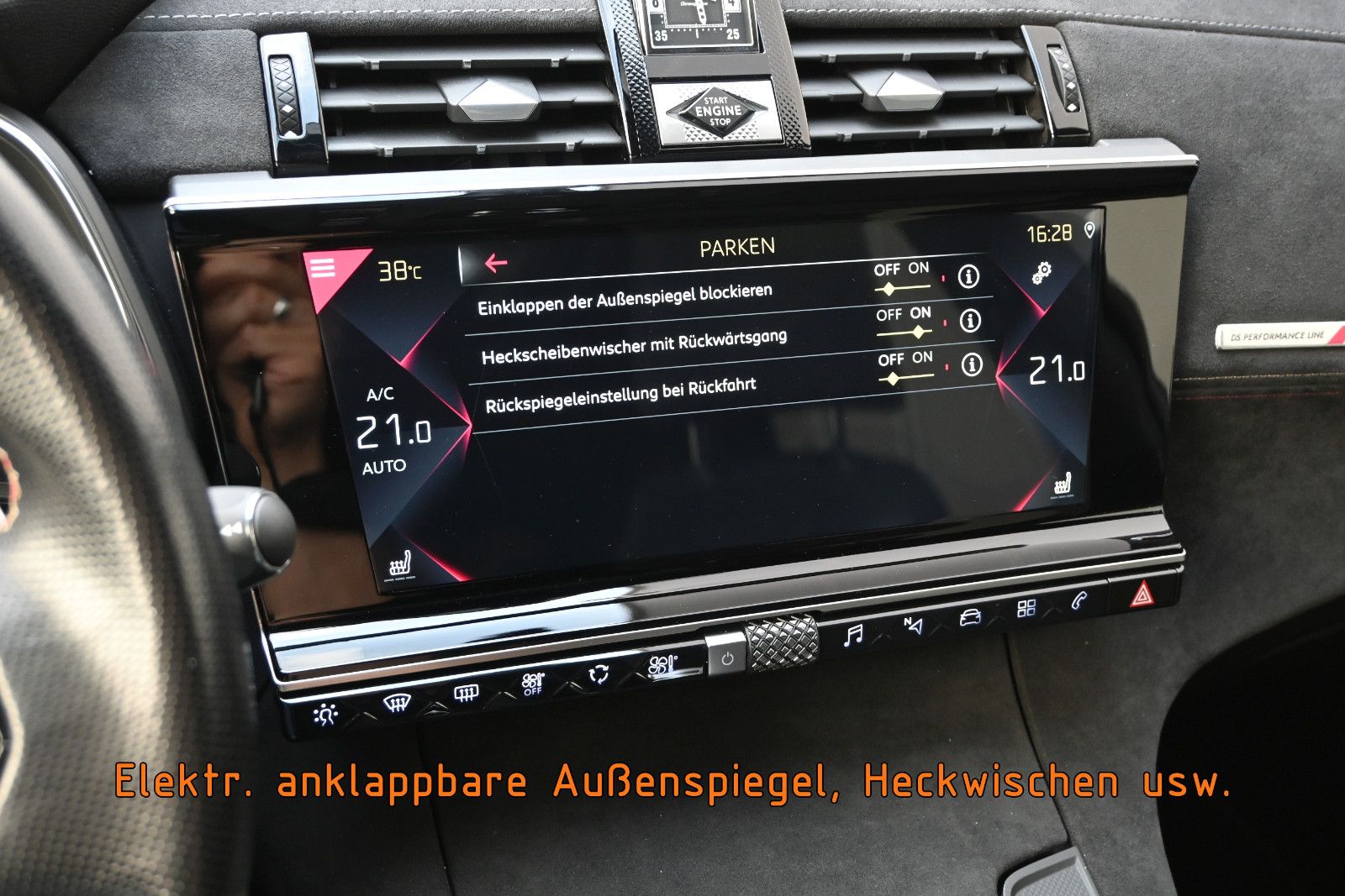 Fahrzeugabbildung DS Automobiles DS7 Crossback PureTech 180 PERF. LINE+ °AHK°PANO