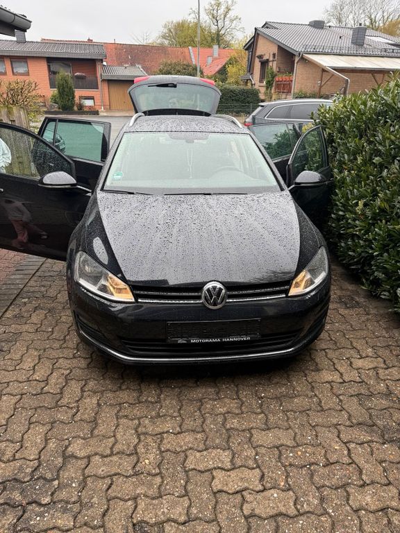 Image of Volkswagen Golf