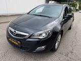 Opel Astra J Sports Tourer Innovation Xenon winterPaK