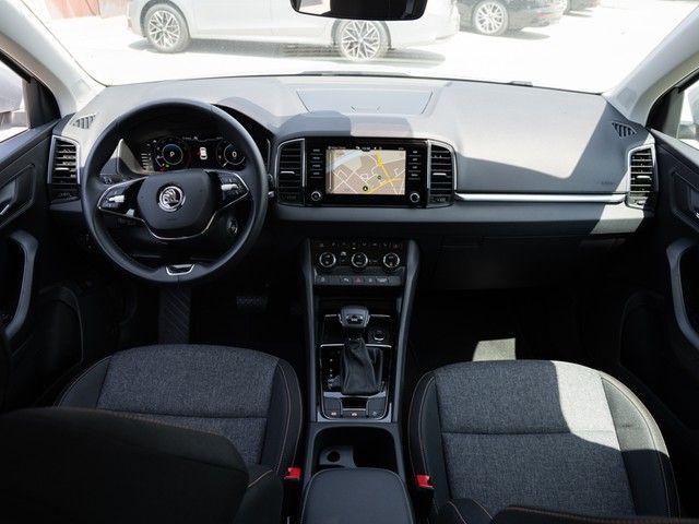 Karoq 1.5 TSI Clever DSG NAVI+RFK+WINTER