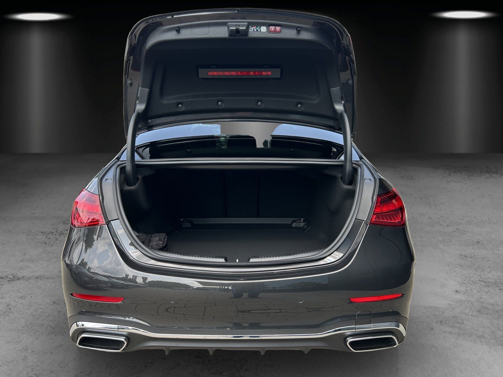 Fahrzeugabbildung Mercedes-Benz C 220 d AMG KeyGo DISTR Memory PANO DigLight 360