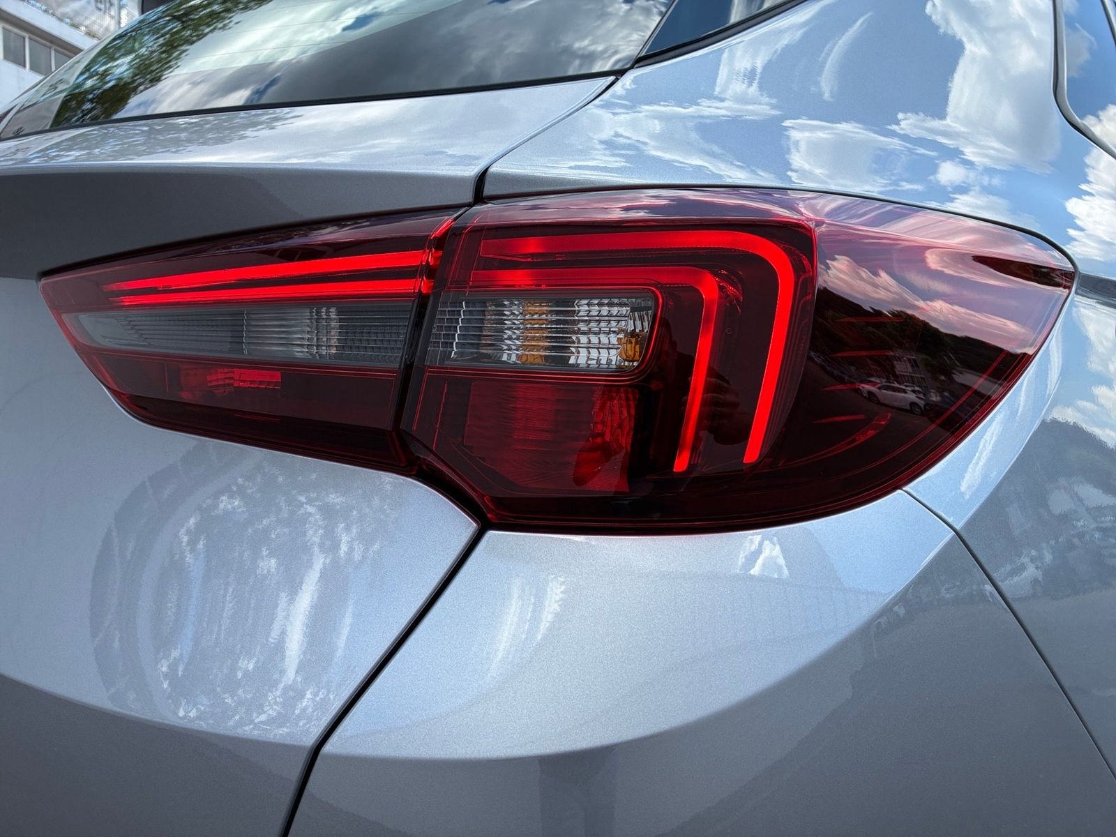 Fahrzeugabbildung Opel Grandland 1.2 Turbo GS Line 360,KlimaA,LED,Navi