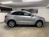 Audi Q3 sport quattro*DSG*NAVI*AHK* - Audi Q3 mit Diesel-Antrieb: Geländewagen, Automatik