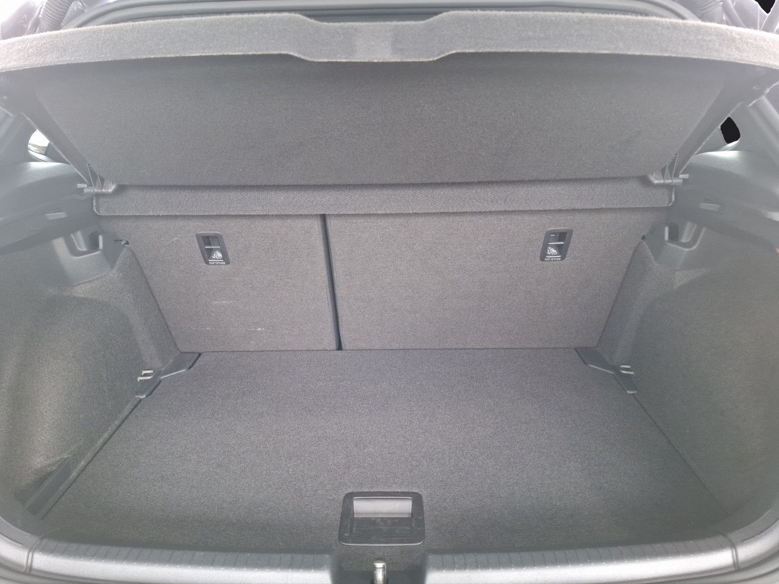 Fahrzeugabbildung Volkswagen Polo GTI DSG Matrix AID ACC Park-Assist SH 18"