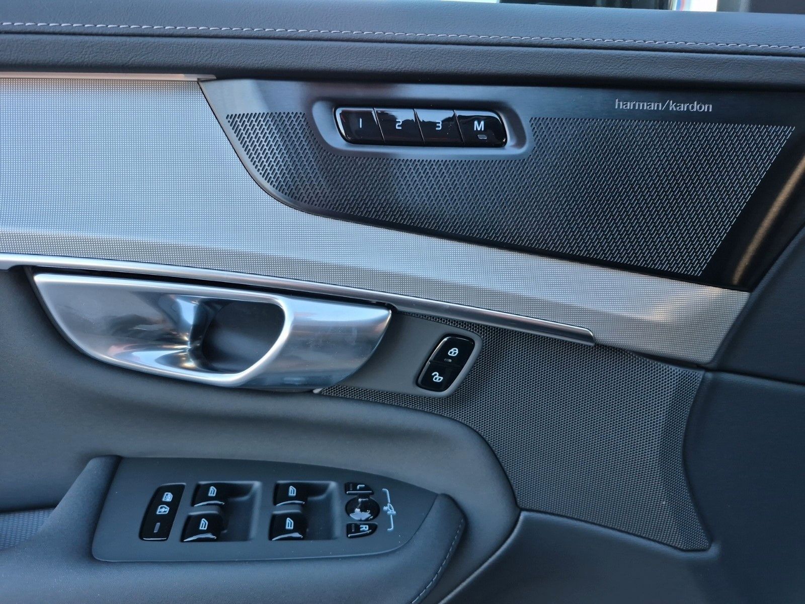 Volvo XC90 - Bild 10