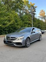 Mercedes-Benz W212 E 63 AMG S 4MATIC AMG S Carbon packet  - graue Mercedes-Benz E 63 AMG