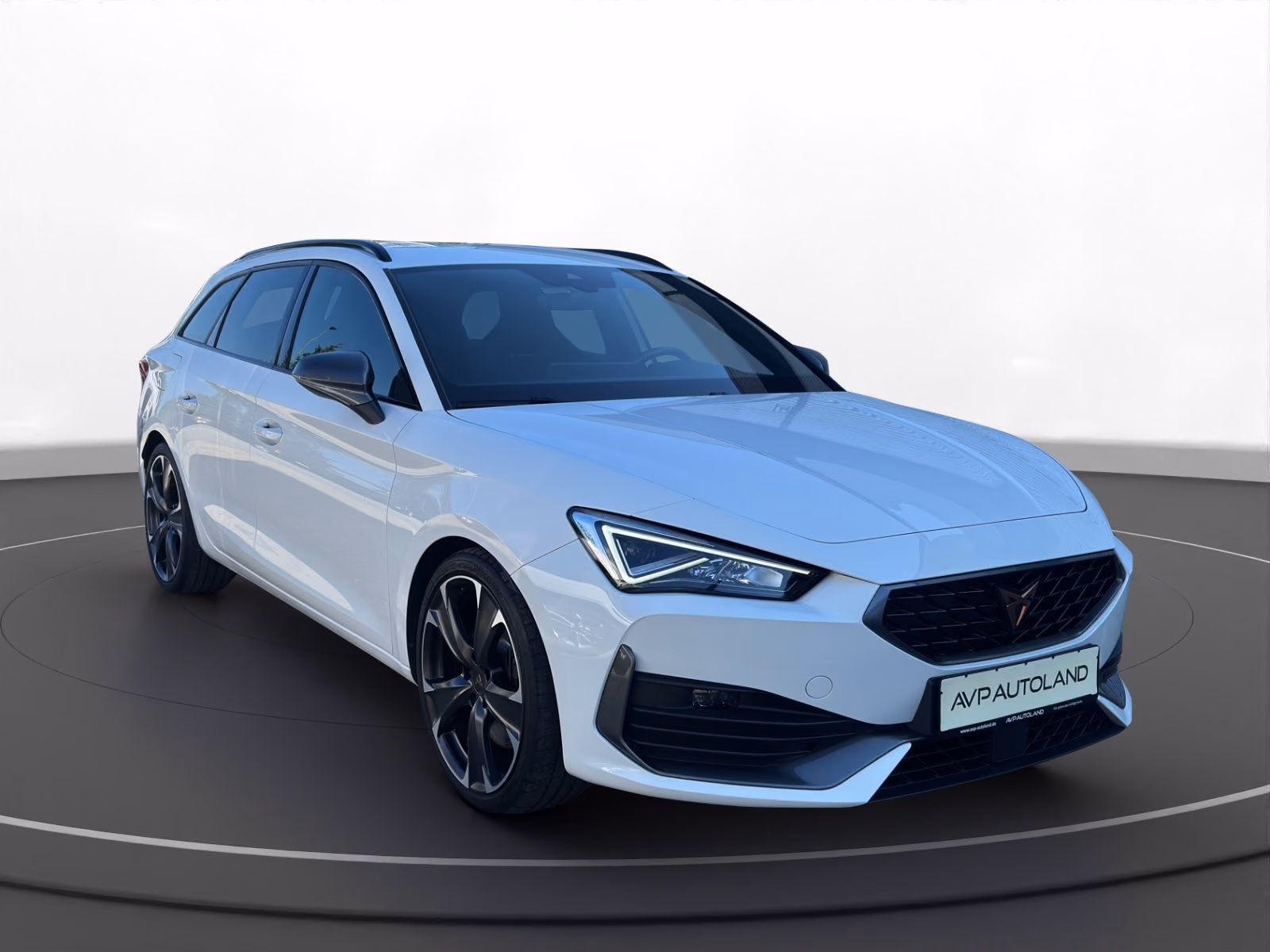 Cupra Leon Sportstourer 2.0 TSI DSG VZ NAVI LED, миниатюра 4