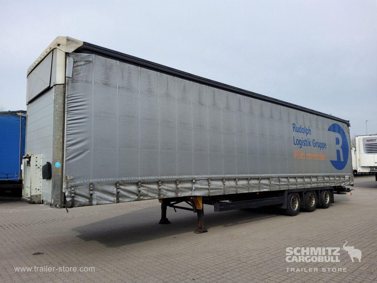 Schmitz Cargobull Curtainsider Mega Getränke