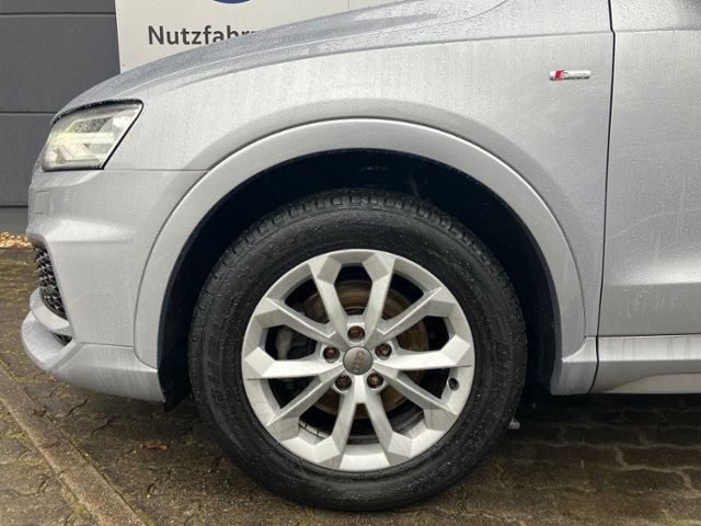 Q3 2.0 TFSI design quattro KLIMA XENON NAVI ALU