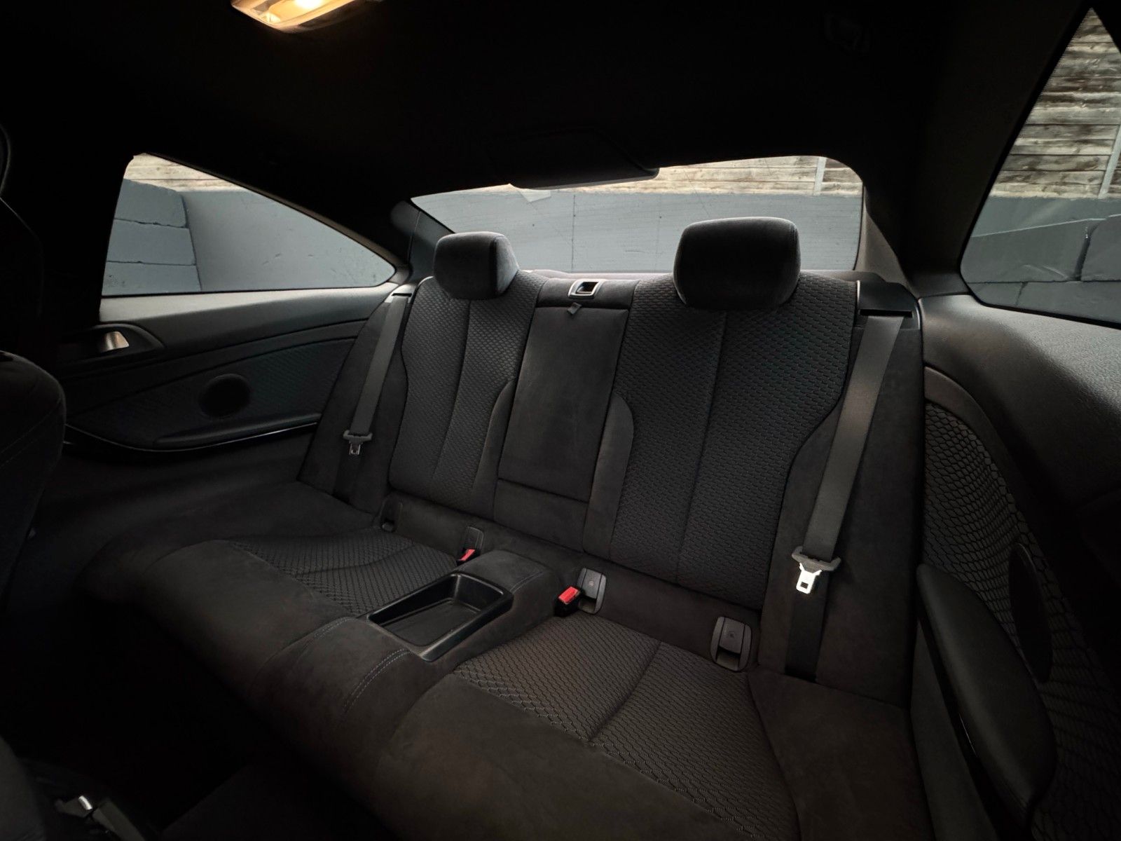 Fahrzeugabbildung BMW 430i Coupe M Sport Navi SHZ PDC Temp LED 19"