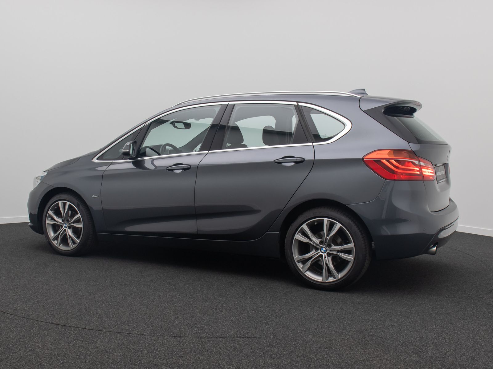 Fahrzeugabbildung BMW 218d Active Tourer Sport Line LED Kamera HiFi Pa