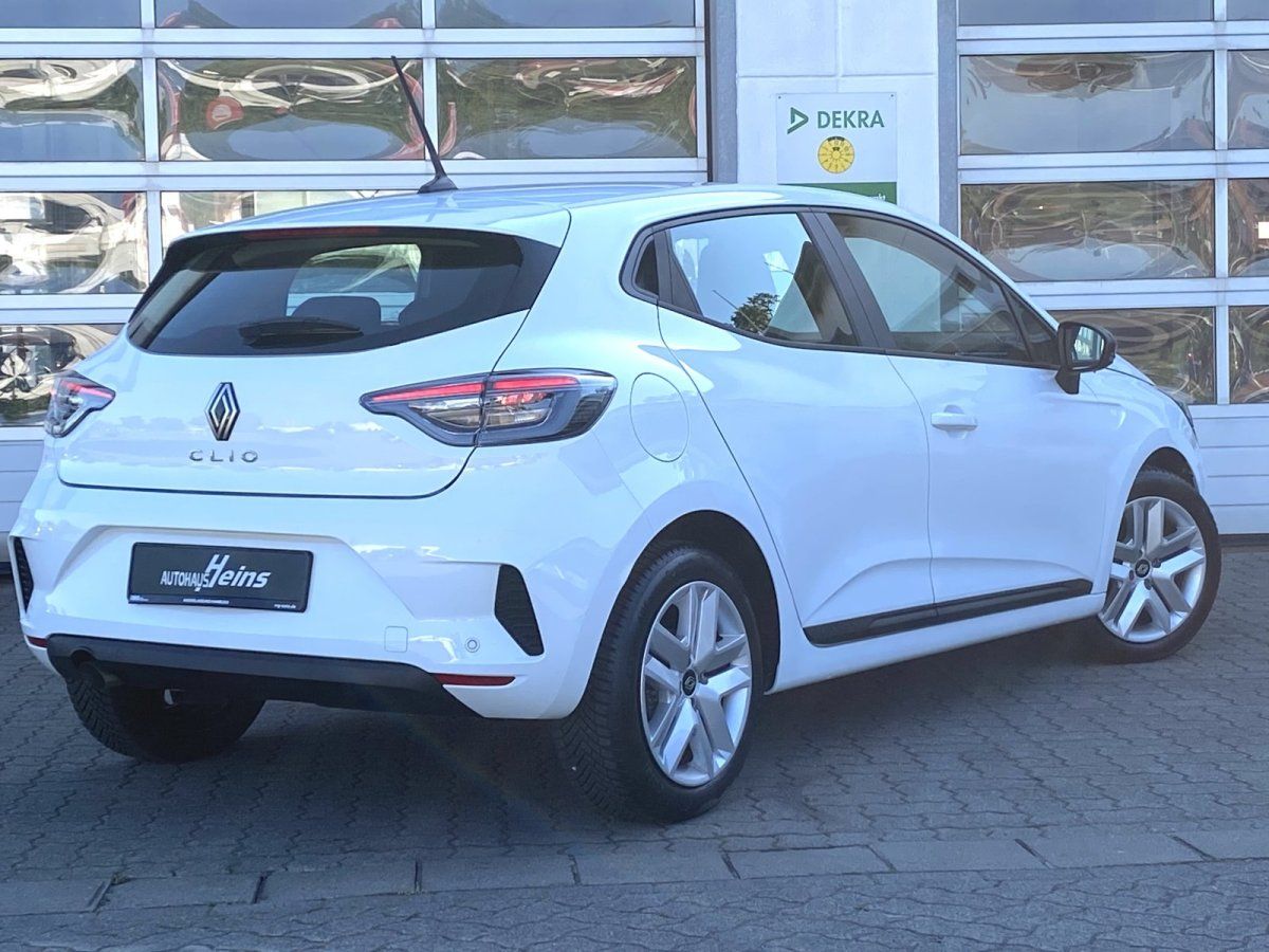 Fahrzeugabbildung Renault Clio V   Evolution Navi LED Ganzjahresreifen