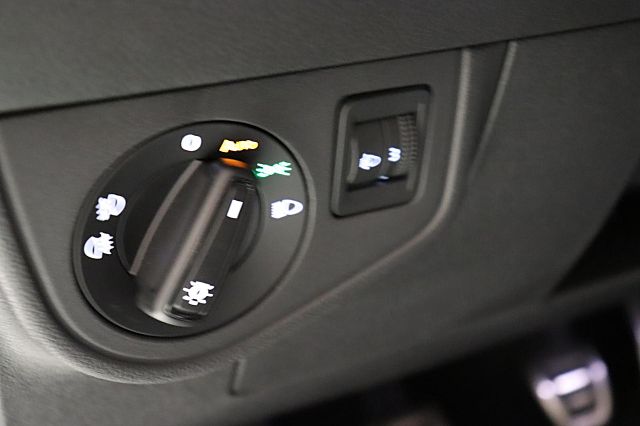 Polo Life GOAL 1.0 TSI LED NAVI PDC FREISP. TEMP