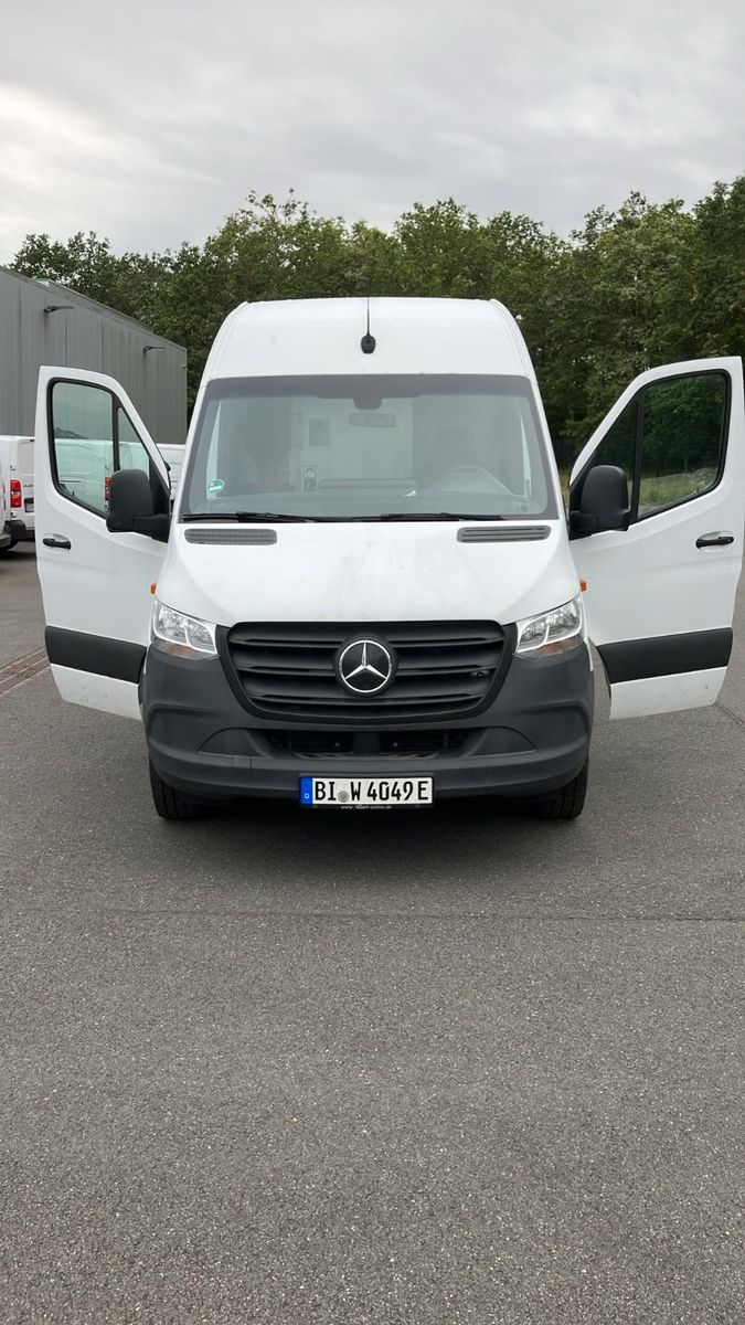 MERCEDES-BENZ eSprinter 312 L2H2