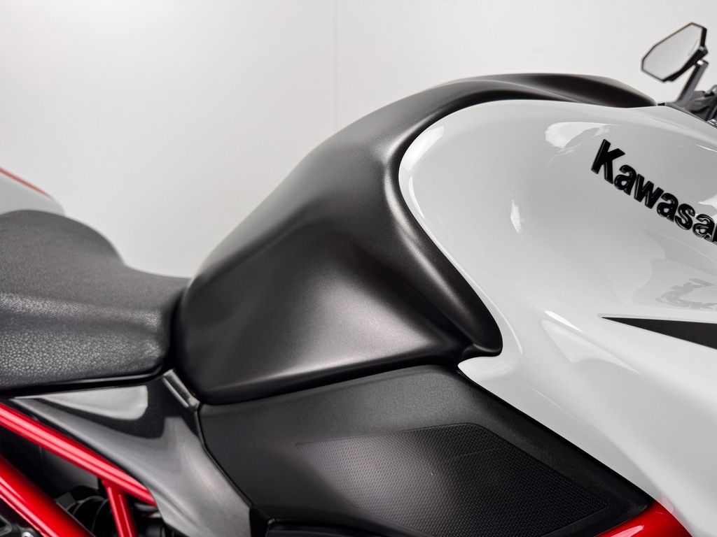 Fahrzeugabbildung Kawasaki Z900 *TOP-ZUSTAND *BODIS *KURZES HECK