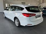 Ford Focus Turnier Cool & Connect*PDC*SHZ*AHK*NAVI - Ford: Kombi, Connect