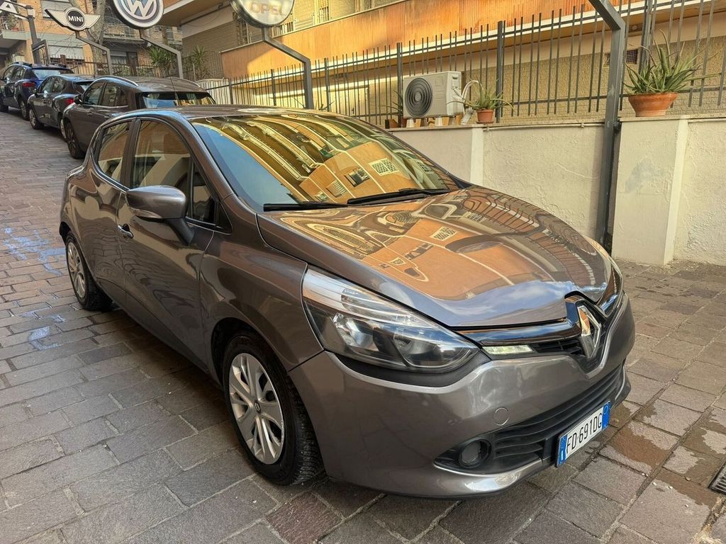 Image of Renault Clio