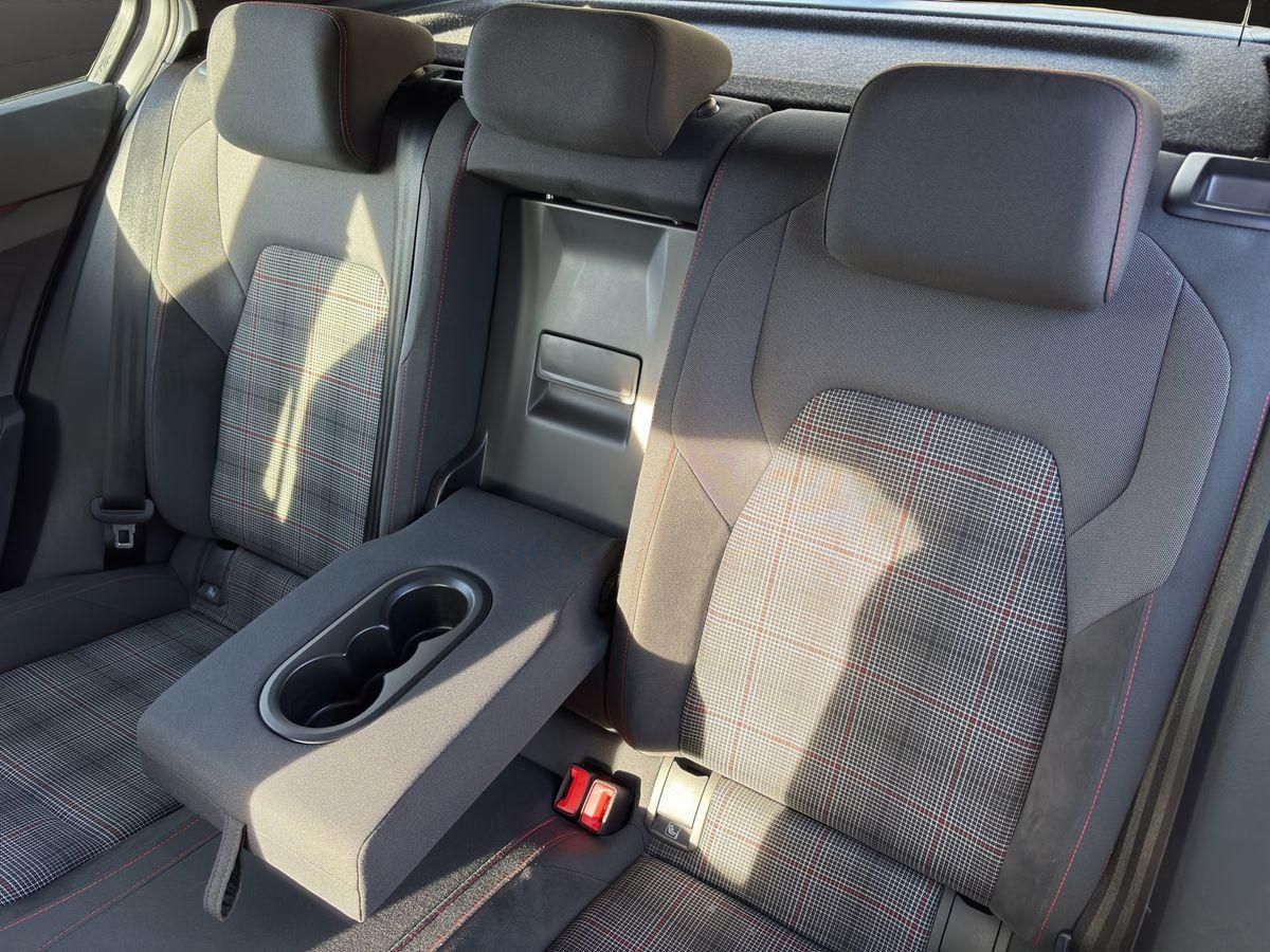 Golf GTI 2.0 TSI DSG AHK RFK APP LED PLUS