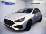 Hyundai i30 1.5 T-GDI 48V-Hybrid DCT Advantage - Hyundai i30 mit Benzin-Antrieb: Weiß