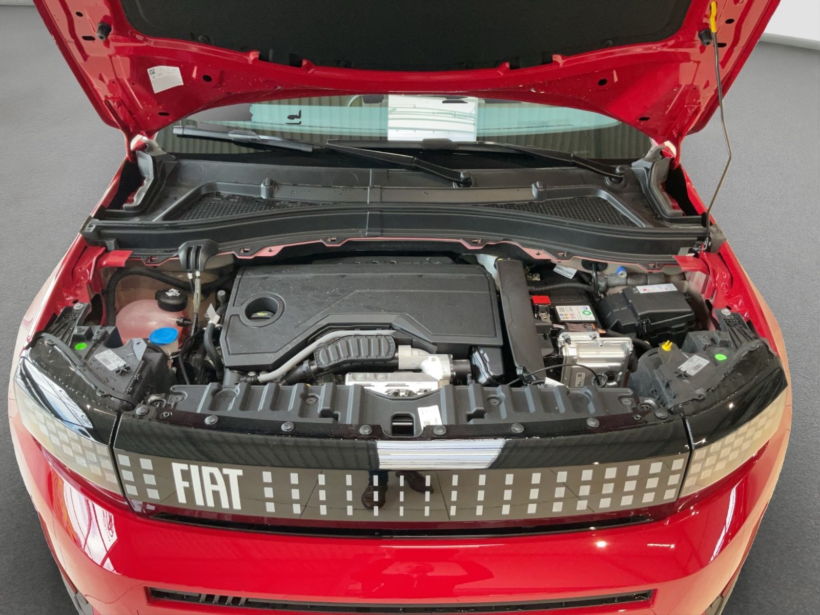 Fahrzeugabbildung Fiat Grande Panda 1.2 Hybrid eDCT Icon