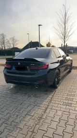 BMW 318i * super sportliches Design* - BMW 318 in Oldenburg