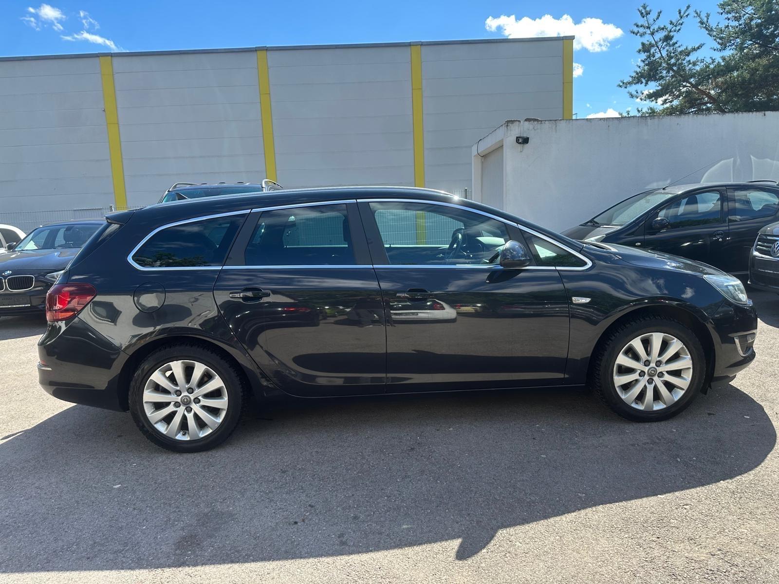 Opel Astra 2015 — photo 8